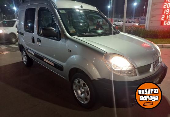 Utilitarios - Renault Kangoo 2013 Diesel 275000Km - En Venta