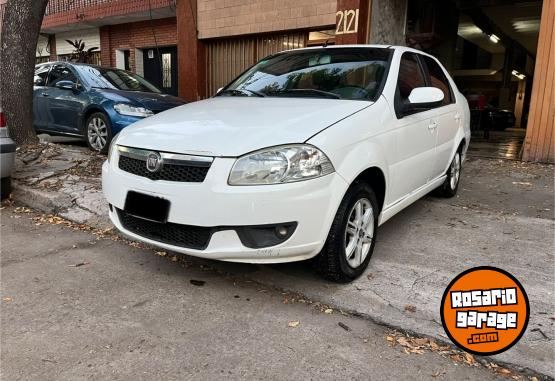 Autos - Fiat siena 2013 Nafta 250000Km - En Venta