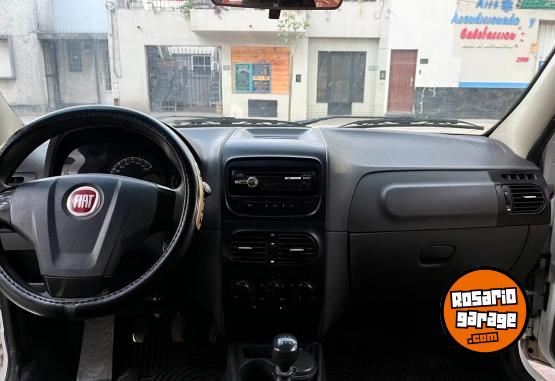 Autos - Fiat siena 2013 Nafta 250000Km - En Venta