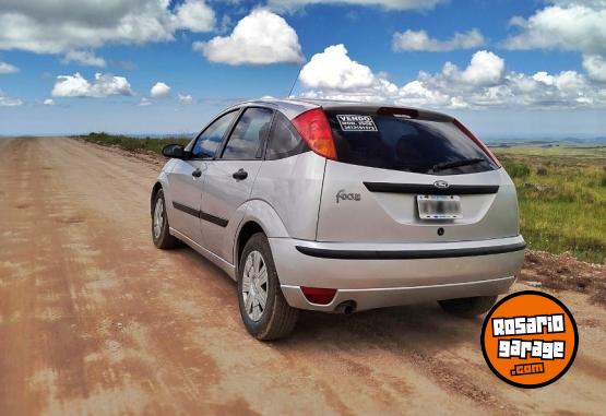 Autos - Ford Focus 2005 Nafta 226000Km - En Venta