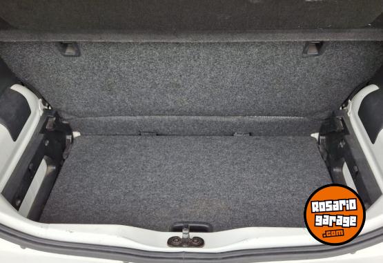 Autos - Volkswagen Up 2015 Nafta 96700Km - En Venta