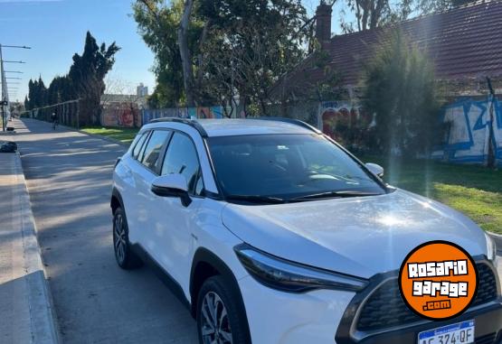 Autos - Toyota COROLLA CROSS XEI HEV 1.8 2022 Electrico / Hibrido 60000Km - En Venta