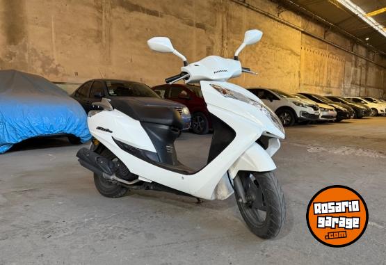 Motos - Honda Elite 2016 Nafta 17000Km - En Venta