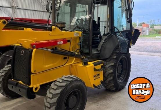 Accesorios para Autos - RETROEXCAVADORA 4x4 - En Venta