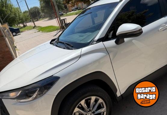 Autos - Toyota Corolla cross 2024 Nafta 38000Km - En Venta