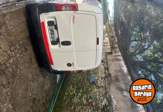 Utilitarios - Fiat Qubo 2014 GNC 250000Km - En Venta