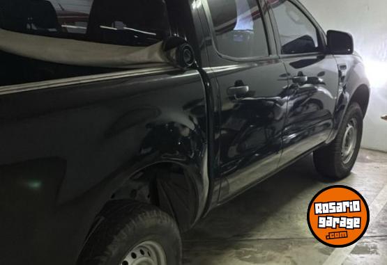 Camionetas - Ford RANGER 2016 Diesel 130000Km - En Venta