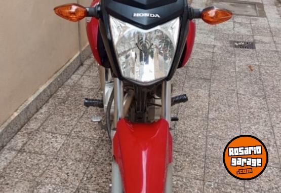 Motos - Honda Titan 150 2017 Nafta 60000Km - En Venta