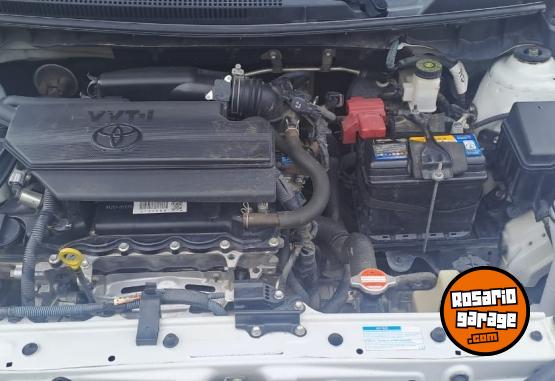 Autos - Toyota ETIOS XLS 2017 Nafta 167000Km - En Venta