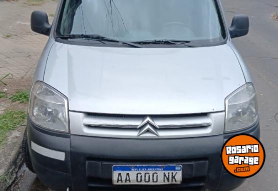 Utilitarios - Citroen Berlingo 2016 Diesel 179000Km - En Venta