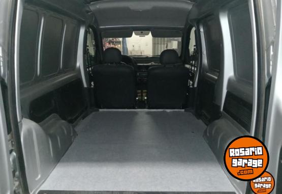 Utilitarios - Renault kangoo dci 2015 Diesel 125000Km - En Venta