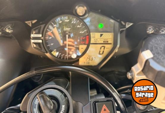 Motos - Yamaha YZF-R1 1000cc 2014 Nafta 22500Km - En Venta