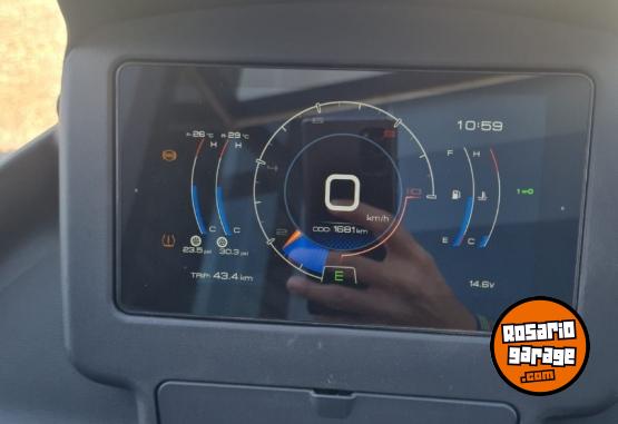 Motos - Zontes Scooter 350 E 2025 Nafta 1600Km - En Venta