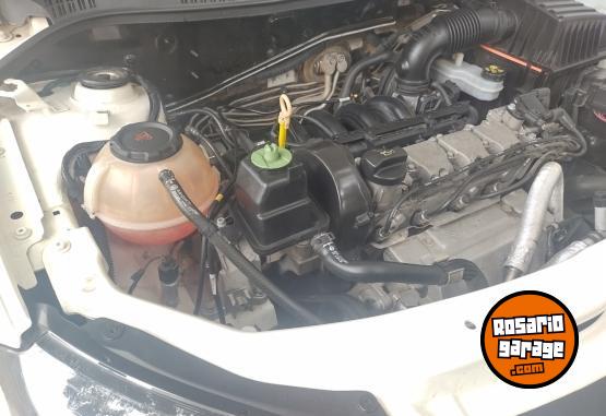 Autos - Volkswagen Gol trend 2017 Nafta 76000Km - En Venta