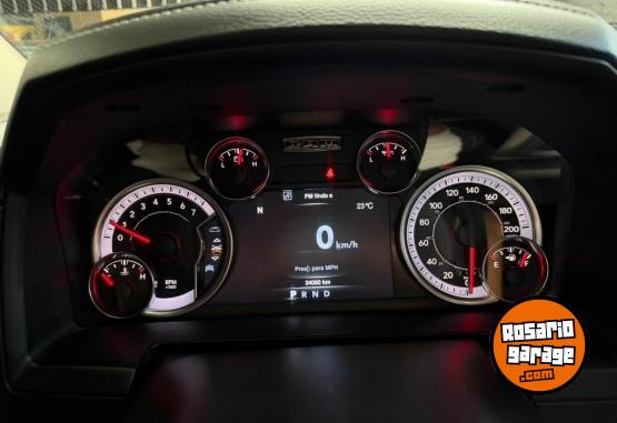 Camionetas - Dodge 2023 RAM 2500 NIGHT EDITI 2023 Nafta 34000Km - En Venta