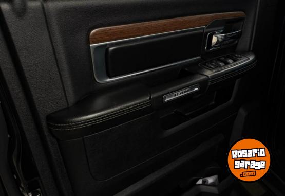 Camionetas - Dodge 2023 RAM 2500 NIGHT EDITI 2023 Nafta 34000Km - En Venta