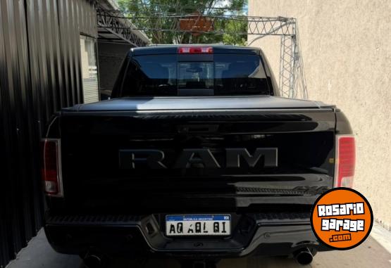 Camionetas - Dodge 2023 RAM 2500 NIGHT EDITI 2023 Nafta 34000Km - En Venta