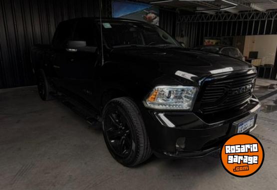 Camionetas - Dodge 2023 RAM 2500 NIGHT EDITI 2023 Nafta 34000Km - En Venta