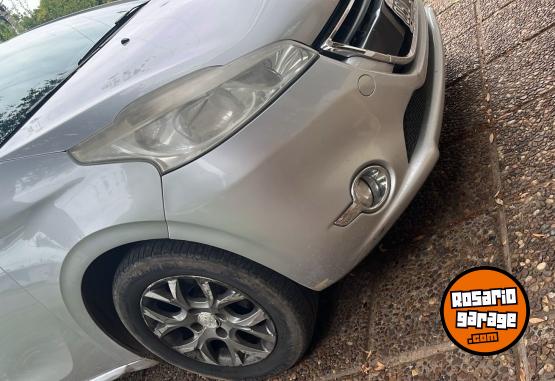 Autos - Peugeot Allure 2015 Nafta 135000Km - En Venta