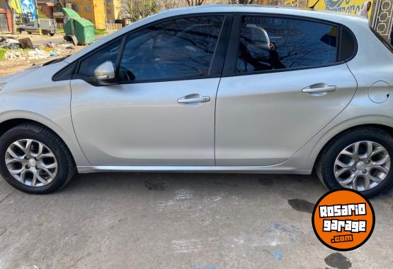 Autos - Peugeot Allure 2015 Nafta 135000Km - En Venta