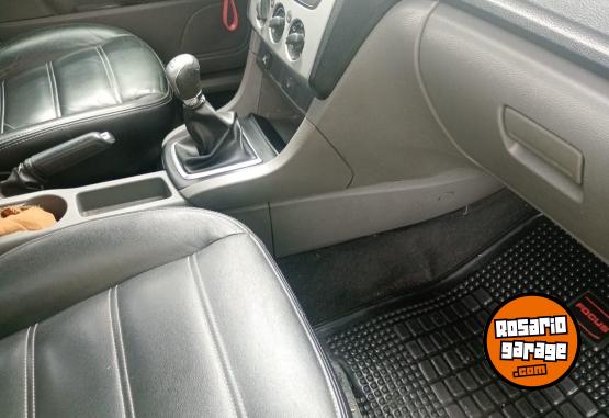 Autos - Ford Focus 2012 GNC 160000Km - En Venta