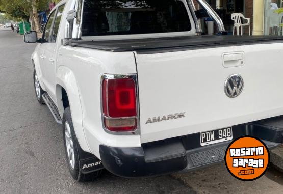 Camionetas - Volkswagen Amarok 2015 Diesel 142000Km - En Venta