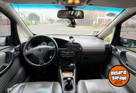 Autos - Chevrolet Zafira gls 2009 GNC 310000Km - En Venta