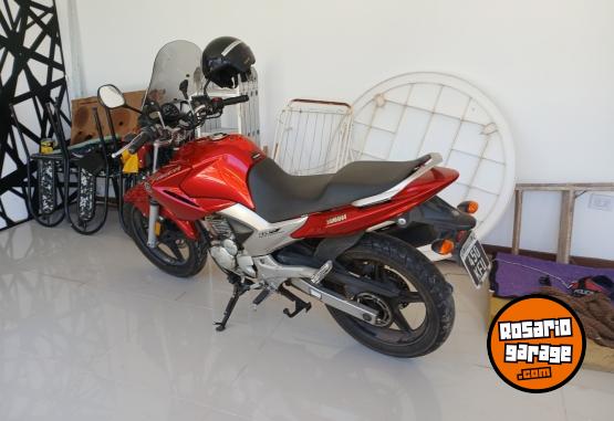 Motos - Yamaha Fazer 250 2013 Nafta 29000Km - En Venta