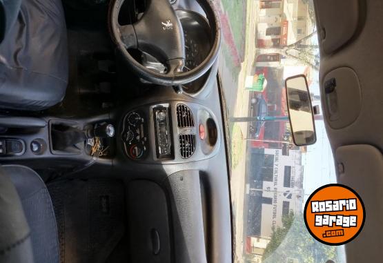 Autos - Peugeot 206 2008 GNC 200000Km - En Venta