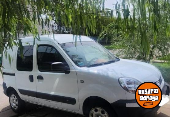 Utilitarios - Renault Kangoo 2012 Nafta 91000Km - En Venta