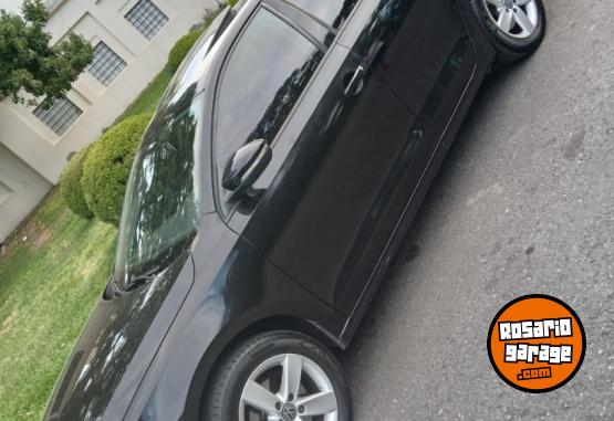 Autos - Volkswagen Vento luxury 2.5 titular 2011 Nafta 150000Km - En Venta