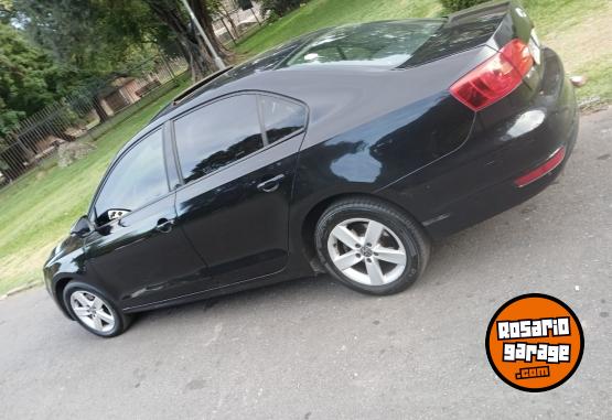 Autos - Volkswagen Vento luxury 2.5 titular 2011 Nafta 150000Km - En Venta