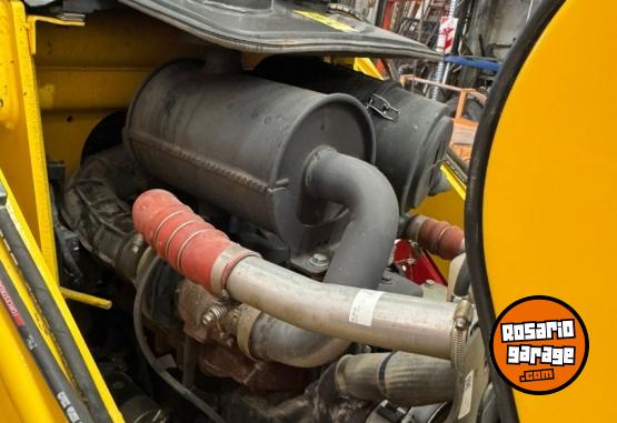 Camiones y Grúas - RETROEXCAVADORA 4x4 nuevisima - En Venta