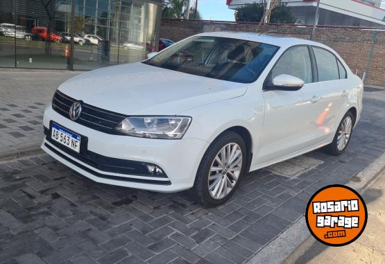 Autos - Volkswagen Vento luxury 2017 Nafta 71000Km - En Venta