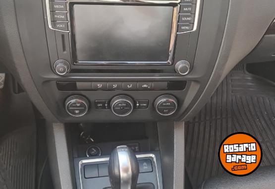 Autos - Volkswagen Vento luxury 2017 Nafta 71000Km - En Venta