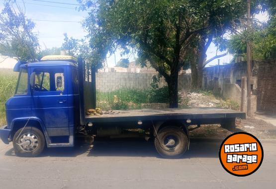 Camiones y Grúas - Mercedes Benz 608 - En Venta