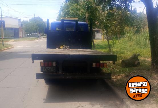 Camiones y Grúas - Mercedes Benz 608 - En Venta