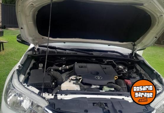 Camionetas - Toyota Hilux 2017 Diesel 68000Km - En Venta