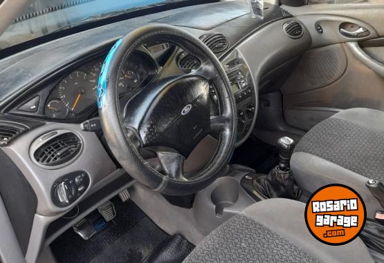 Autos - Ford Focus ghia 1 2001 Diesel 210000Km - En Venta