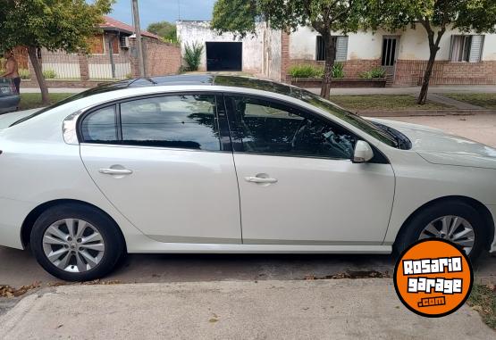 Autos - Renault Latitud 2012 Nafta 300000Km - En Venta
