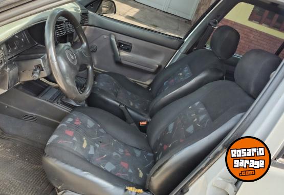 Autos - Renault 19 1997 GNC 270000Km - En Venta