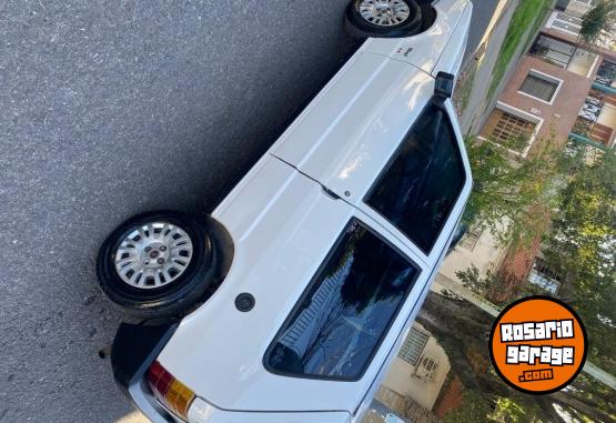 Autos - Fiat Uno 2000 Nafta 11111Km - En Venta