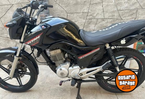 Motos - Honda Cg titán 150 2017 Nafta 60000Km - En Venta
