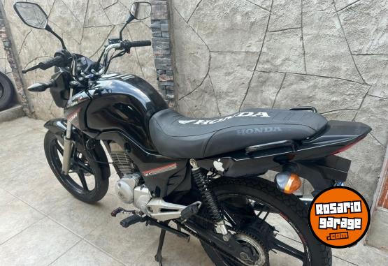 Motos - Honda Cg titán 150 2017 Nafta 60000Km - En Venta