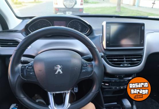 Autos - Peugeot 208 2019 Nafta 100000Km - En Venta