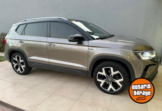 Camionetas - Volkswagen Taos Highline 2025 Nafta 10000Km - En Venta