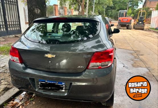 Autos - Chevrolet Ónix LT 2017 Nafta 77000Km - En Venta