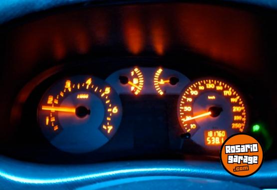 Utilitarios - Renault Kangoo autenthic 2008 GNC 182000Km - En Venta