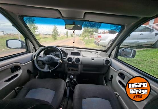 Utilitarios - Renault Kangoo autenthic 2008 GNC 182000Km - En Venta