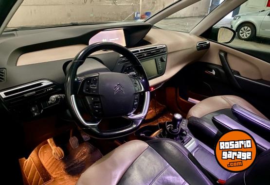 Autos - Citroen C4 Grand Picasso - Shine 2016 Diesel 141000Km - En Venta